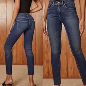 Aritzia Denim Forum The Nico Mid Rise Skinny Jeans Women's 27 Slim Stretch Crop